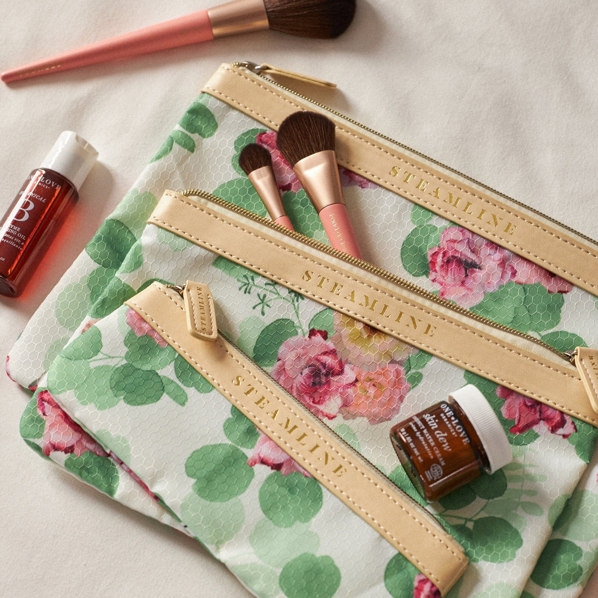 The Floral - Cosmetic Case Set