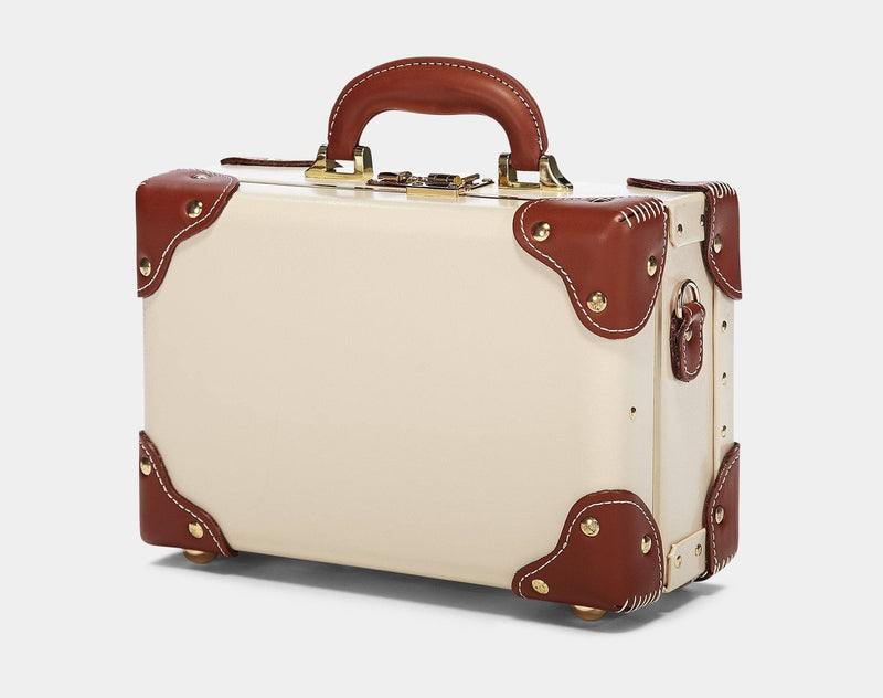 Angled product view of the vanity Diplomat leather suitcase in cream