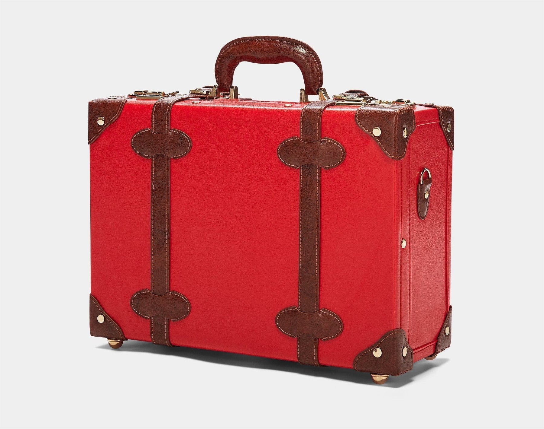 Angled product view of the overnighter Entrepreneur vegan leather suitcase in  red